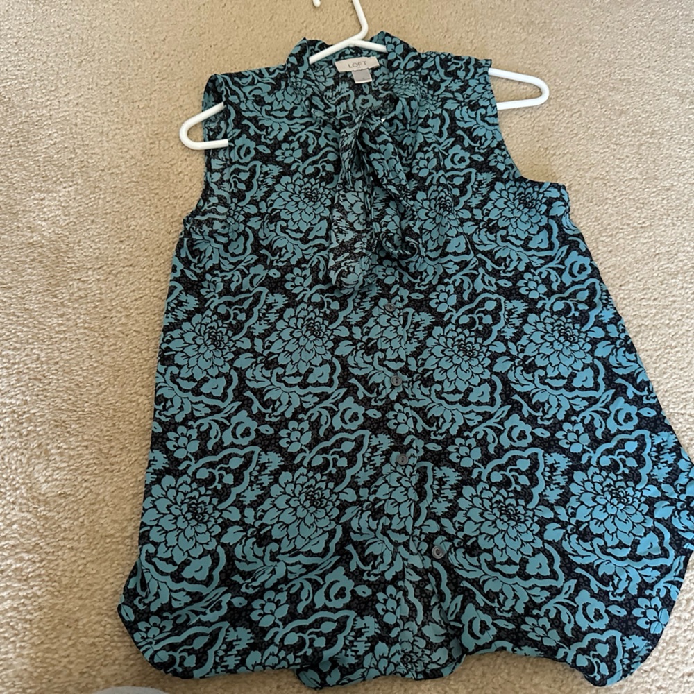Floral Sleeveless Top - Black and Blue